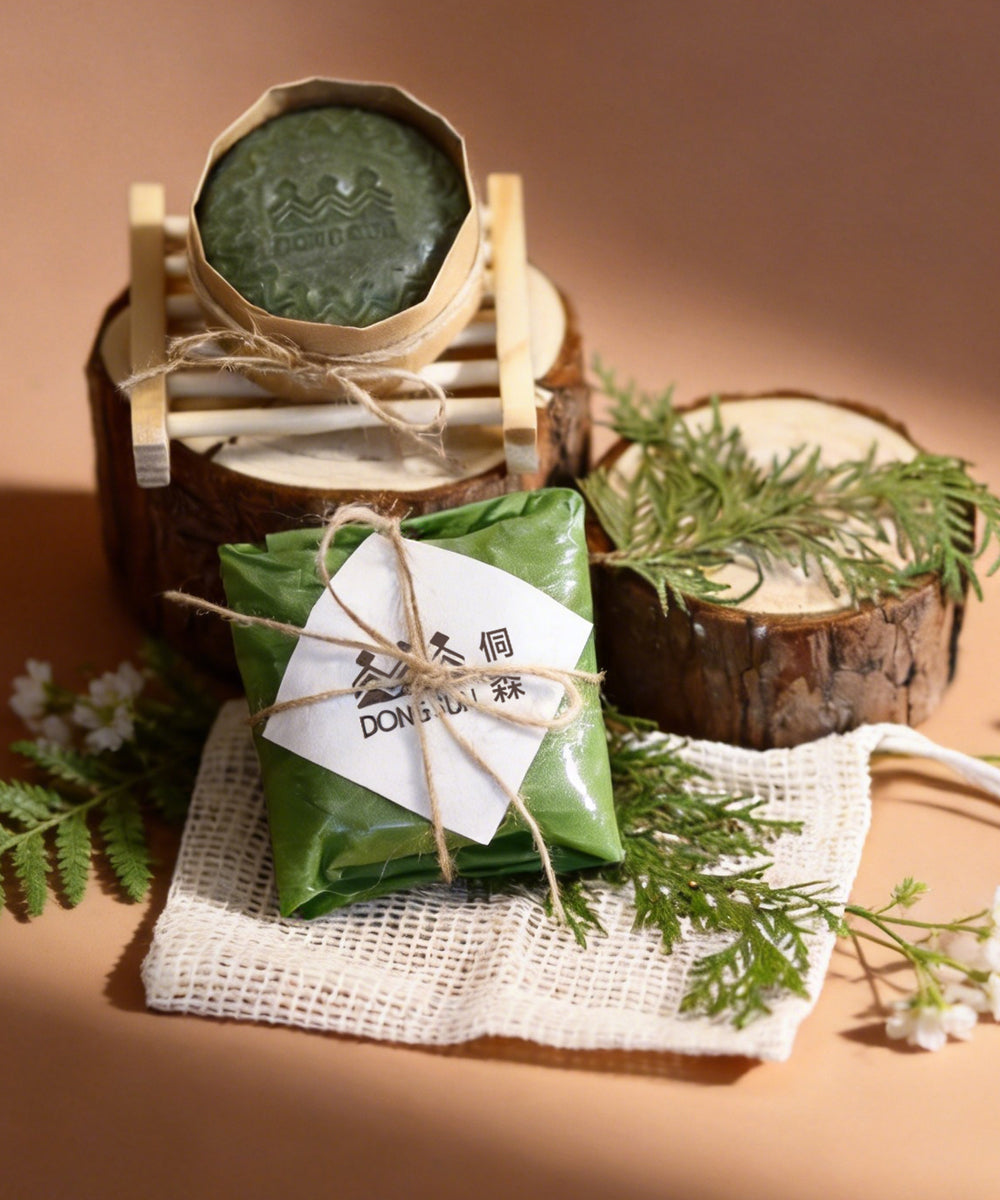 DONG SUN Cypress Leaf Shampoo Bar – Soothes Sensitive Scalp, Strengthens Hair